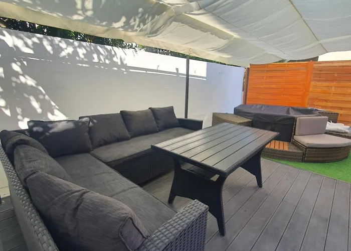 Dolphins Eye Задар